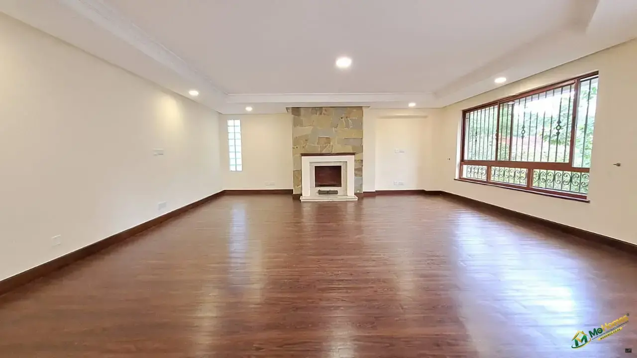 Exclusive 5 Bedrooms Secure Family Townhouse in Spring Valley