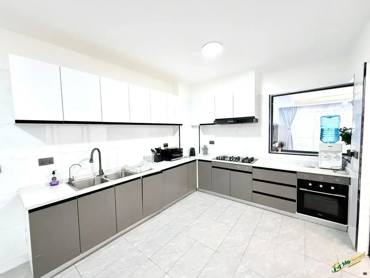 Luxury 3-Bedroom Haven Offering Unmatched Comfort, Style And Views