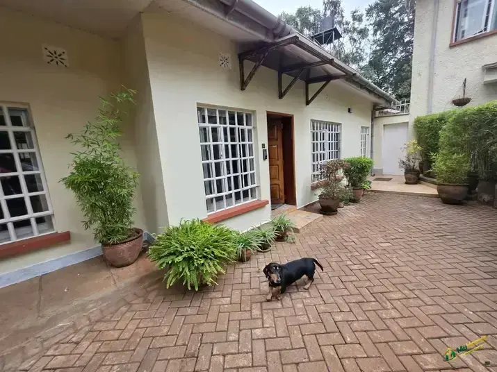 Luxury 2-Bedroom Cottage For Rent In Prestigious Spring Valley