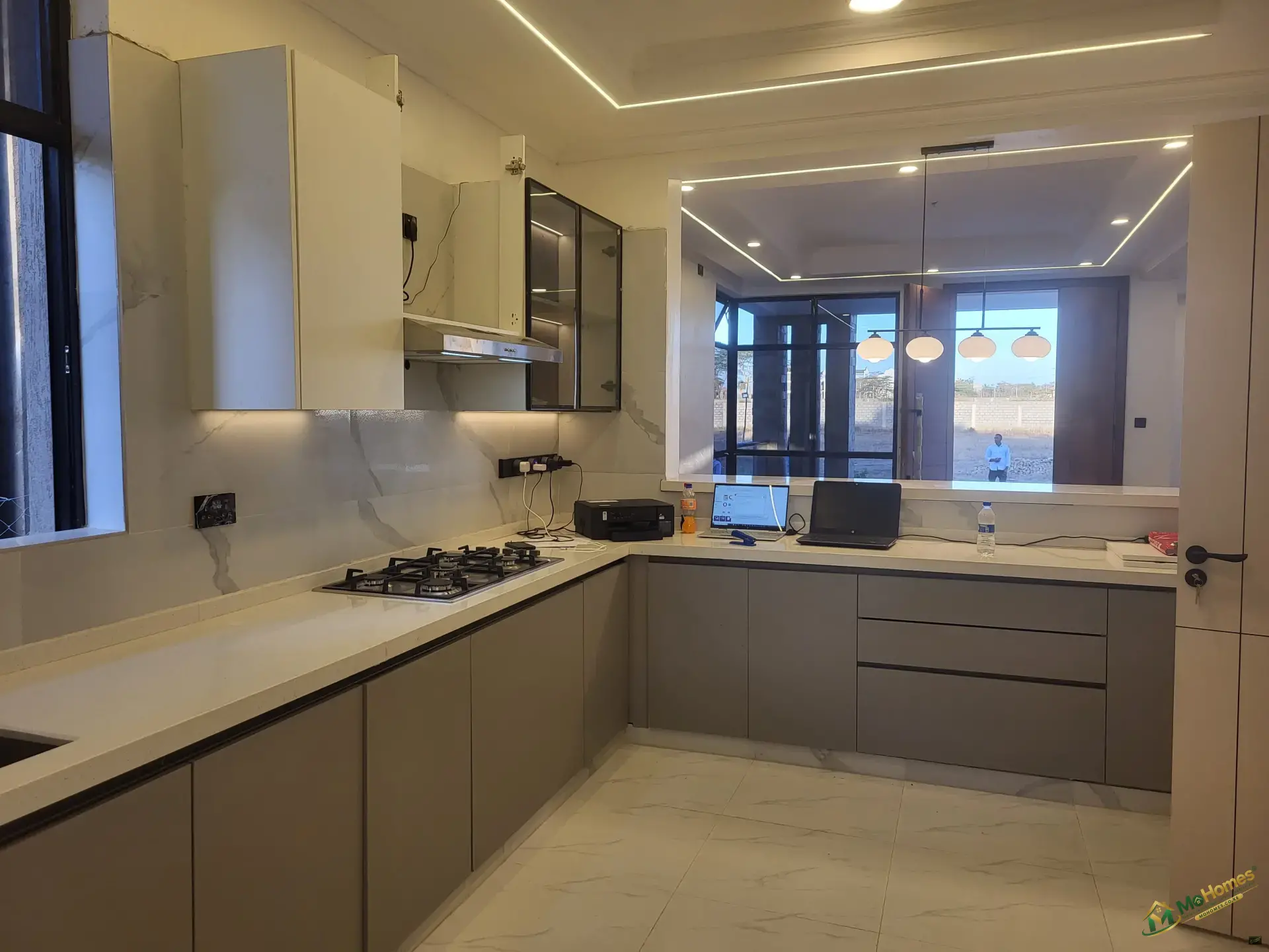 5 bedroom Villas
