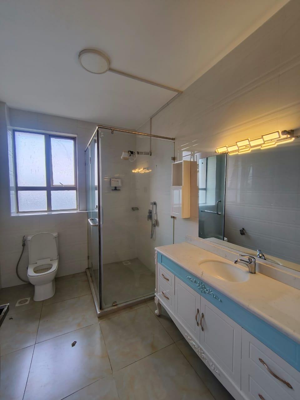 Spacious 3 Bedrooms +DSQ Apartment Kileleshwa Nairobi