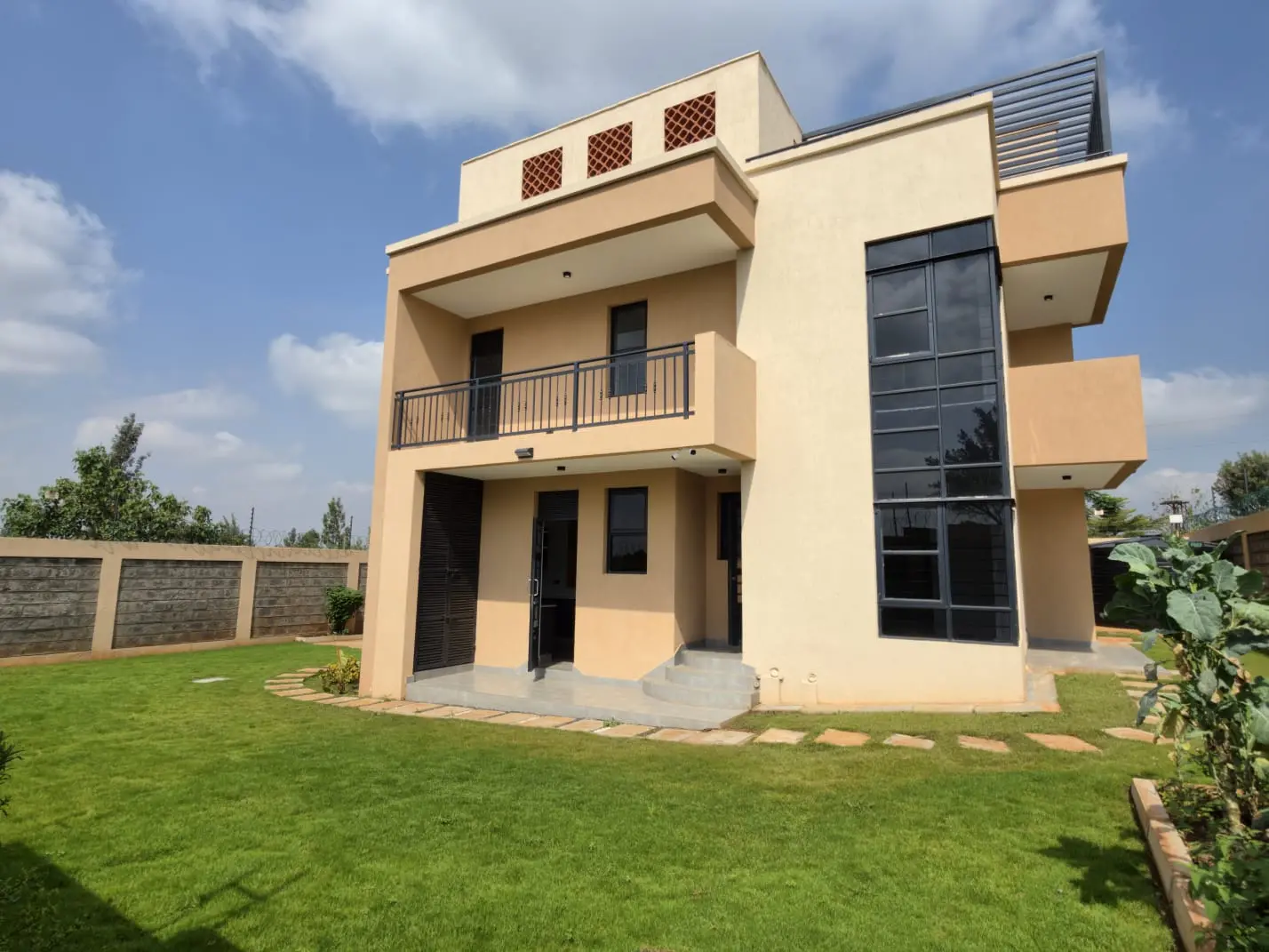 4 bedroom in ruiru mugutha for sale