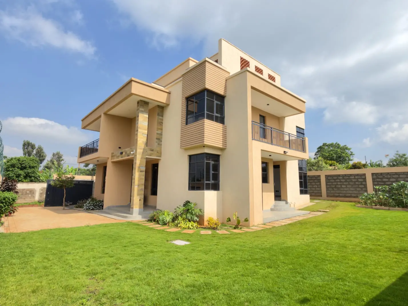 4 bedroom in ruiru mugutha for sale