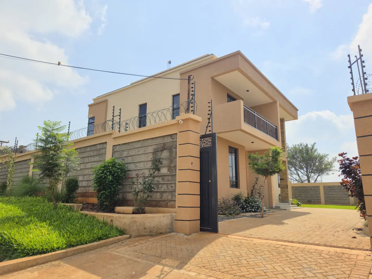 4 bedroom in ruiru mugutha for sale