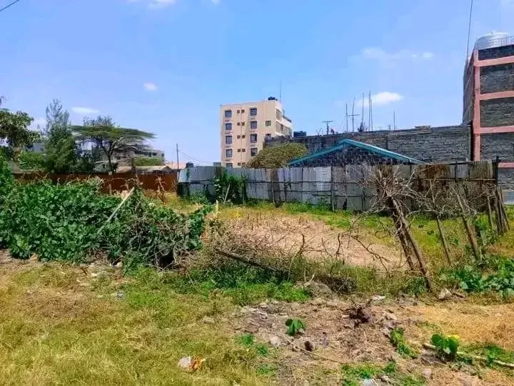 Prime plots  for sale in Nairobi Utawala -Githunguri with a 2 bedroom bungalow house.